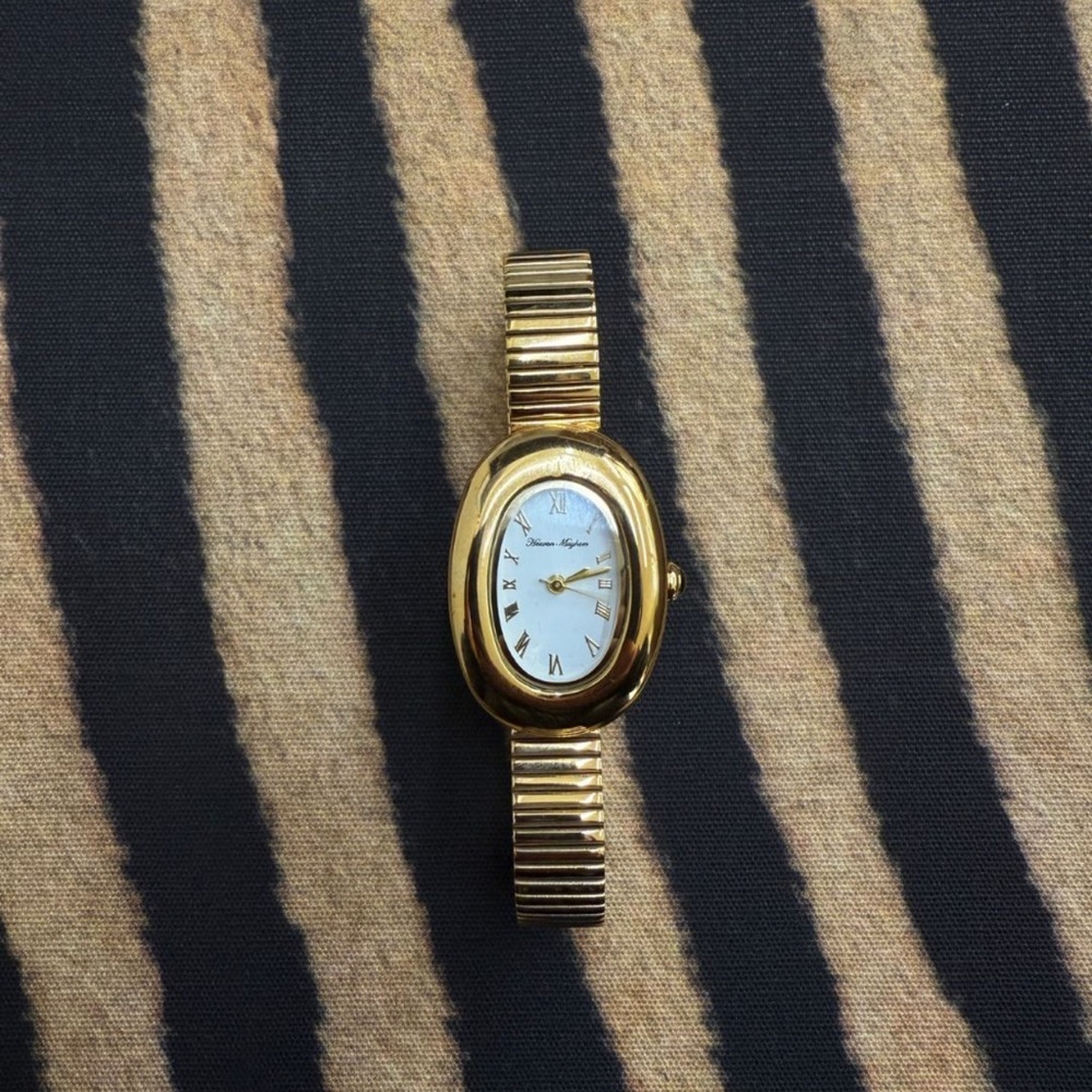 Heaven Mayhem Amara watch Gold Tone Ladies Oval Bracelet Watch